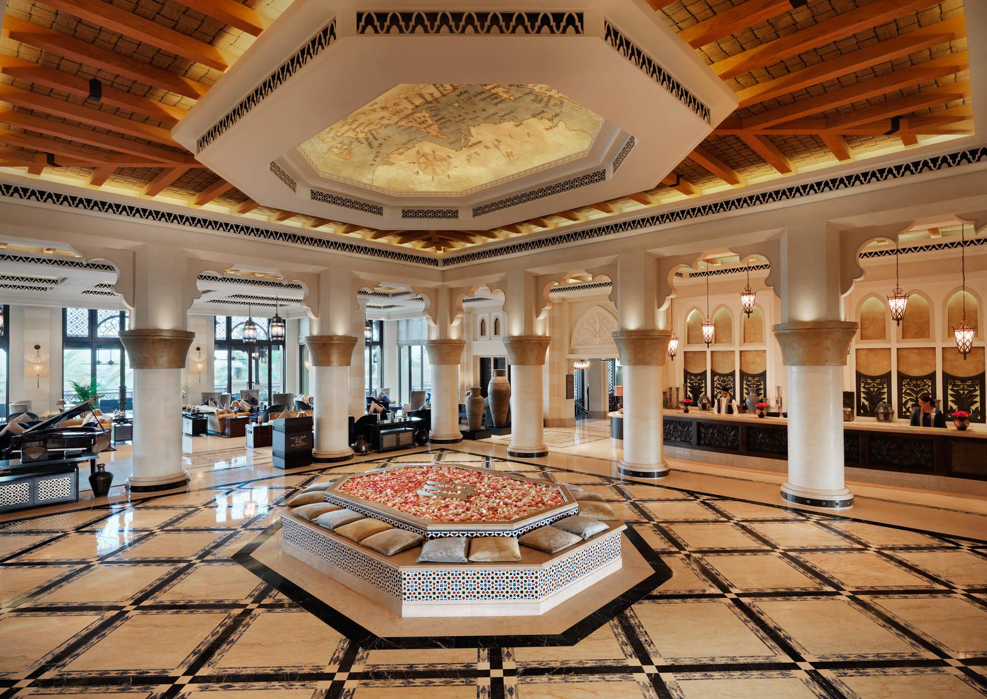 Jumeirah Mina Al Salam Dubai Luaran gambar The lobby of the hotel