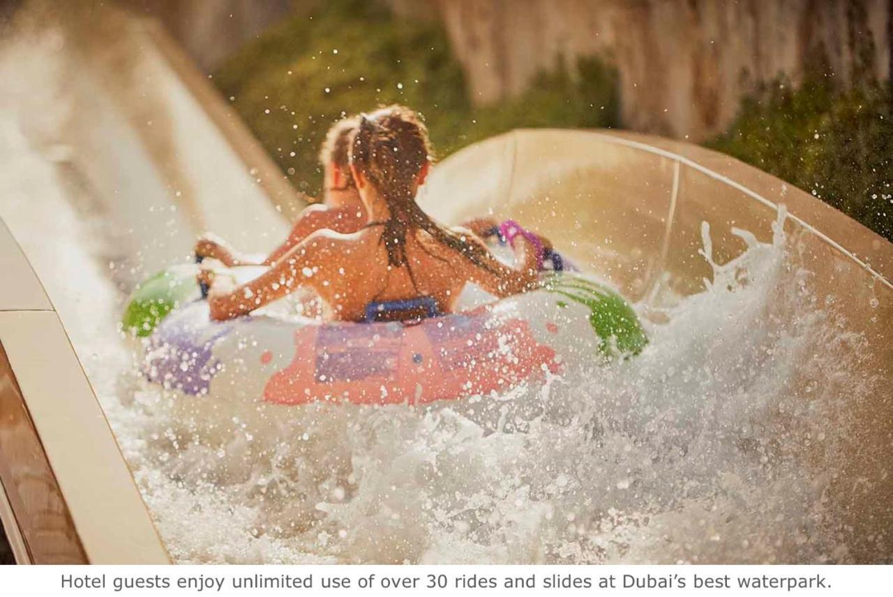 Jumeirah Mina Al Salam Dubai Luaran gambar A slide at Atlantis Waterpark